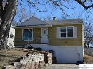 2731 S 41st St, Omaha, NE 68105