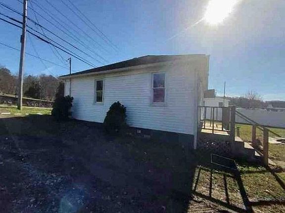2nd image of 405 Benedum Dr