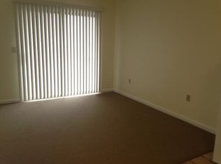 61 Whiting St APT 5, Plainville, CT 06062