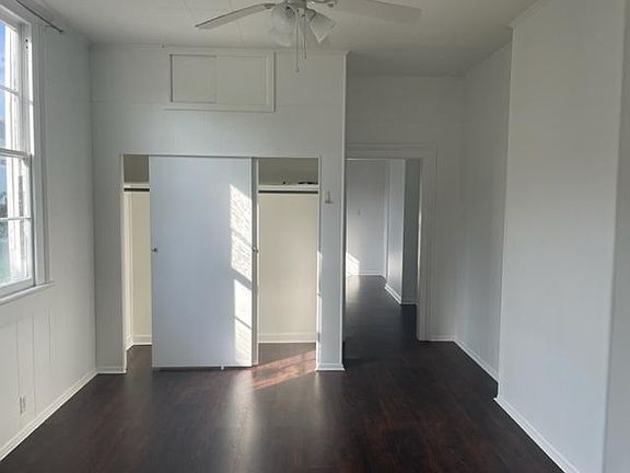 3rd image of 6115 Laurel St