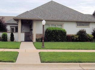1453 Dove Dr, Carthage, MO 64836