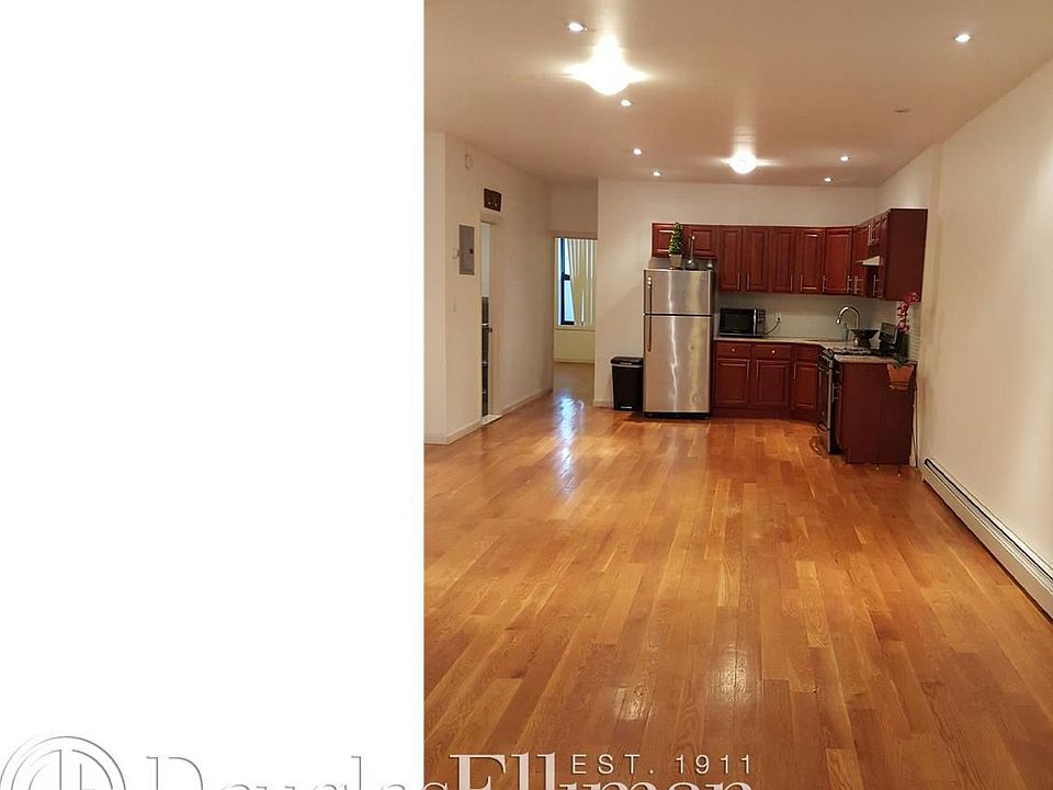 1st image of 309 Bainbridge St Fl 2