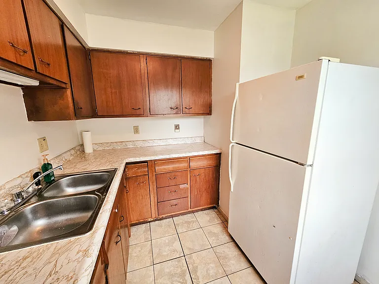 422 1/2 W Spring St #422-1/2 — Photo 7