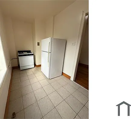 710 E 235th St #E2 — Photo 8