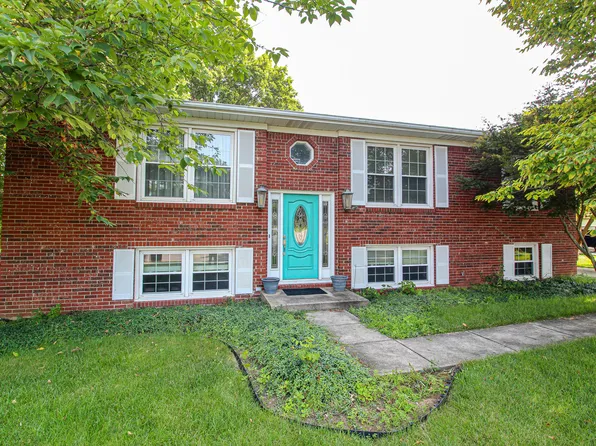 205 Westridge Ct, Versailles, KY 40383