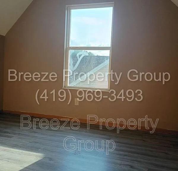 2816 Benford Ln — Photo 6
