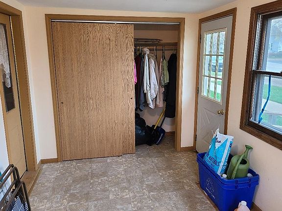 2nd image of 106 Western Ave