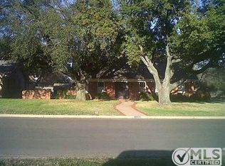 809 Berkley Dr, Cleburne, TX 76033