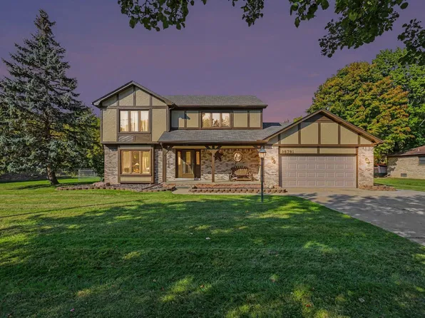 35791 Clarkston Ln, Richmond, MI 48062