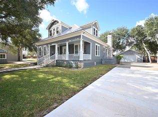 315 Cedar St, New Ulm, TX 78950