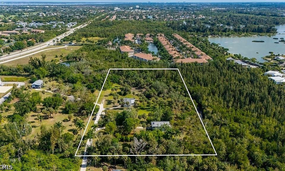 1st image of 7046/7058 Maida Ln