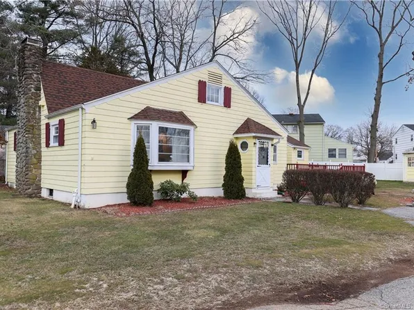 30 Marshall St, West Haven, CT 06516