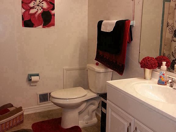  Hall Bathroom