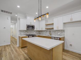 6047 Beekman Rd #A, Houston, TX 77021