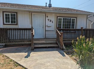 721 NE Maple Ave, Myrtle Creek, OR 97457