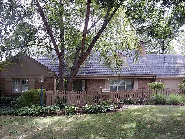 1st image of 2350 Pemberton Dr