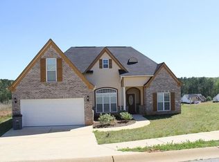 217 N Pointe Dr, Lagrange, GA 30241
