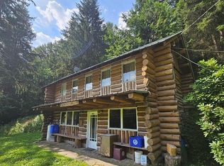 3821 Leetonia Rd, Gaines, PA 16921