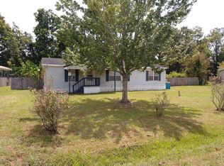 1043 Orchard Park Dr, Breaux Bridge, LA 70517