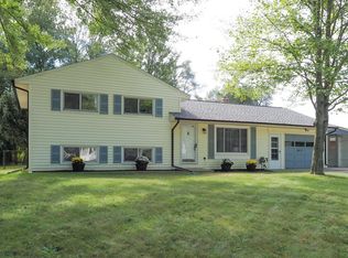 2413 Beethoven Ave, Portage, MI 49024