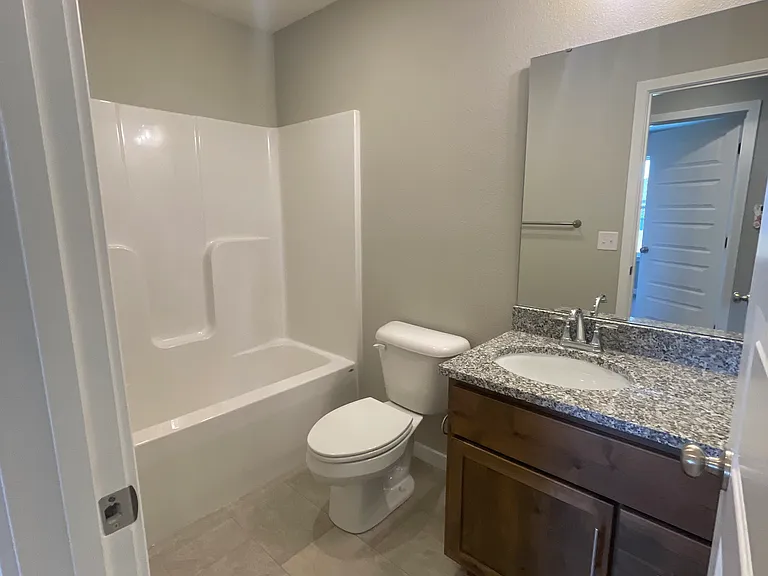 692 N Jozlynn Ave — Photo 7