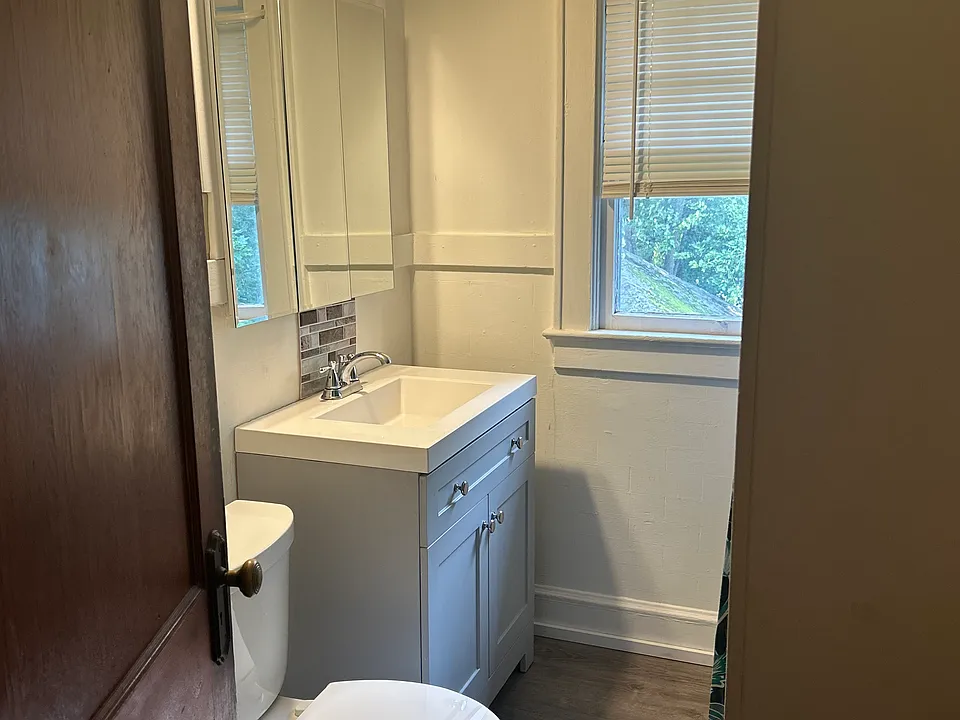 24 Abbott St #24