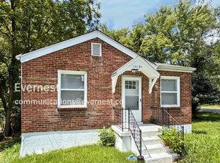 10197 Green Valley Dr, Saint Louis, MO 63136