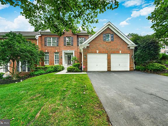 2nd image of 125 Camelot Ln