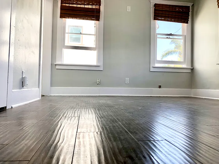 55 Roswell Ave #9 — Photo 10