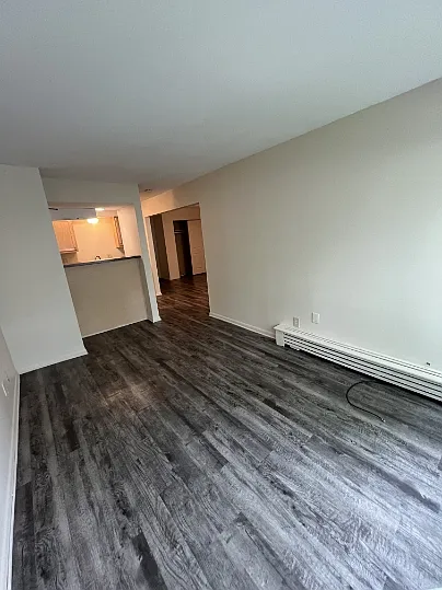 335 E Saint Joseph St — Photo 1