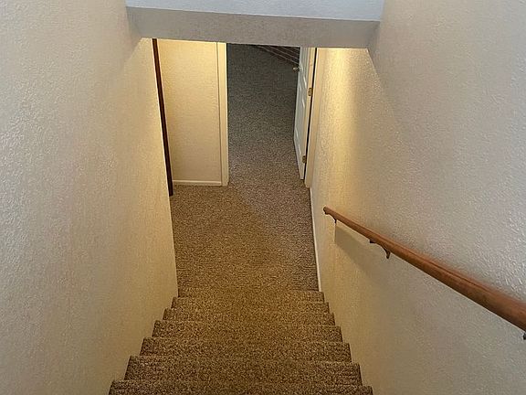 5th image of 1609-1615 Glenhaven Dr #1613