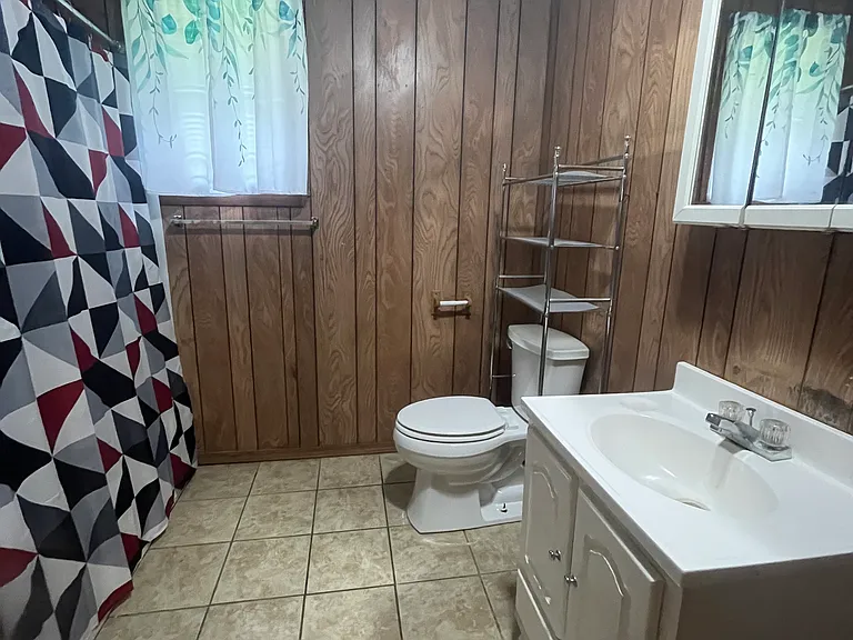 431 Monroe Ave — Photo 11