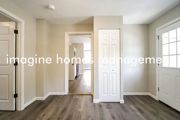 2456 Thurman Ave — Photo 7