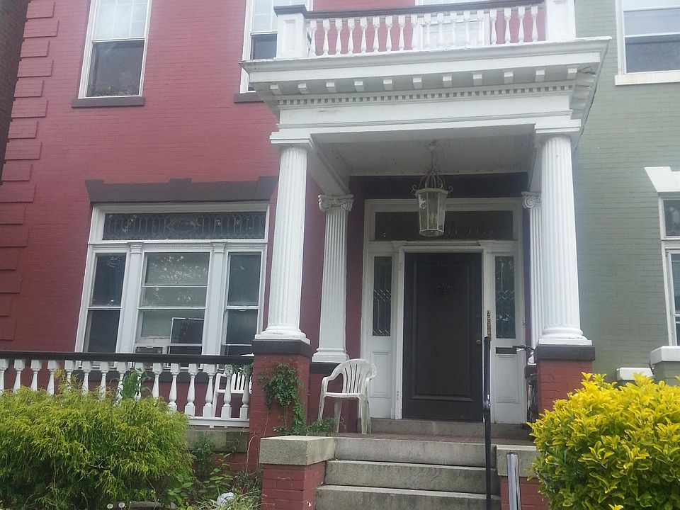 1st image of 2231 Monument Ave #10445822