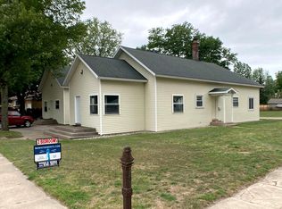 2600 Nelson St #4, Manistee, MI 49660