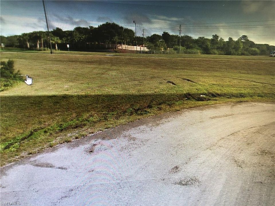 2nd image of 24032 Melaine Ln