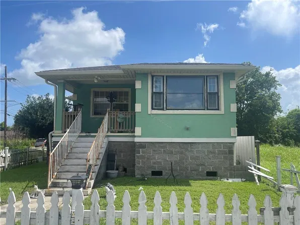 5901 N Derbigny St, New Orleans, LA 70117