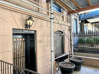 Rented by R New York