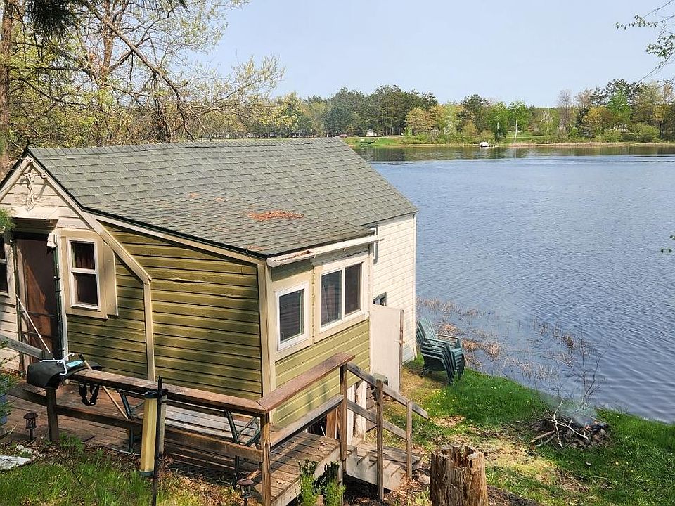 1st image of 77044 Debbie Ridge Rd