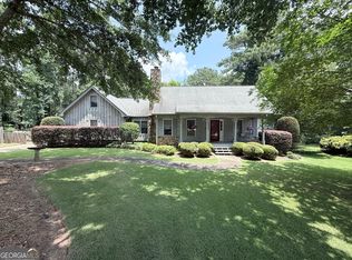 958 Sweet Briar Trl SE, Conyers, GA 30094