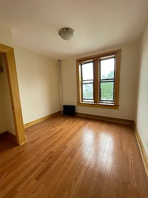 Rented by null | media 12