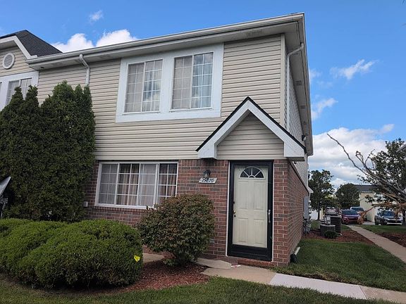 2nd image of 29870 Donna Ln #88