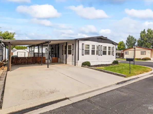 2357 N Iris Ln, Boise, ID 83704