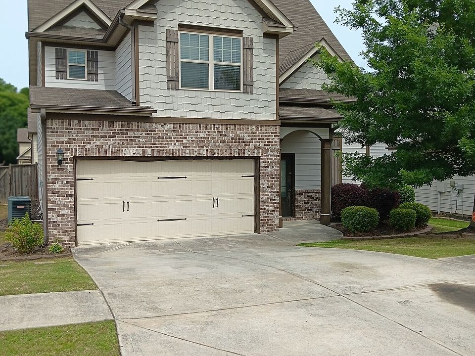1st image of 413 Easley Dr