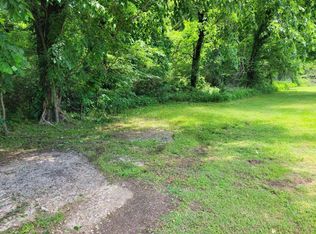 860 3rd St NW, Paris, TX 75460