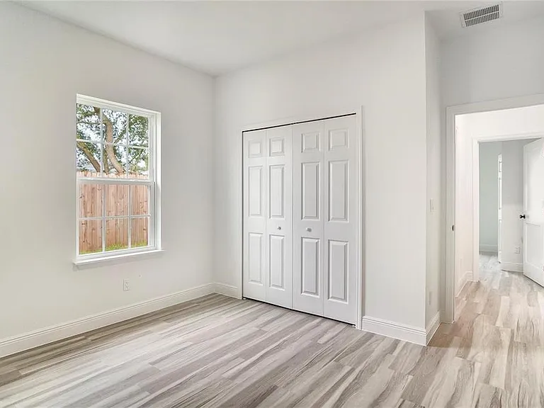 417 Marion Oaks Ln — Photo 17