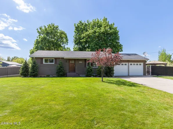 5903 N Davenport St, Dalton Gardens, ID 83815