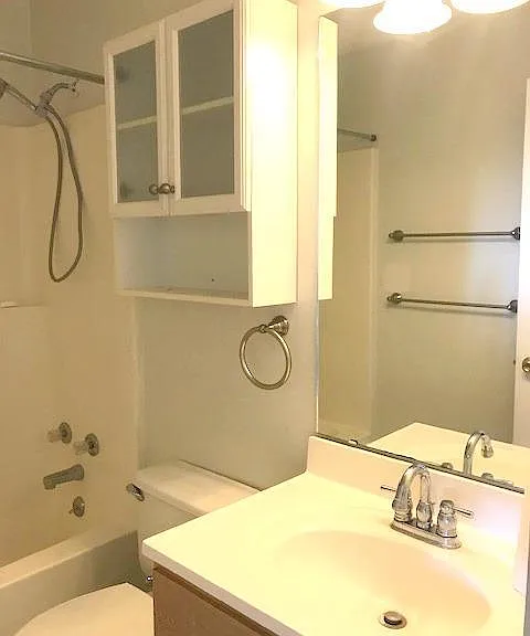 1413 Royal Oak Ct — Photo 7