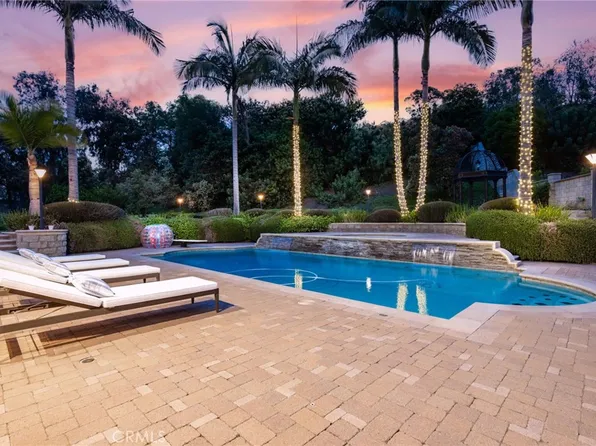 10372 Crawford Canyon Rd, Santa Ana, CA 92705