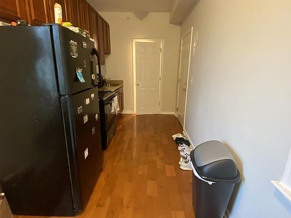 3rd image of 1628 W Susquehanna Ave #C